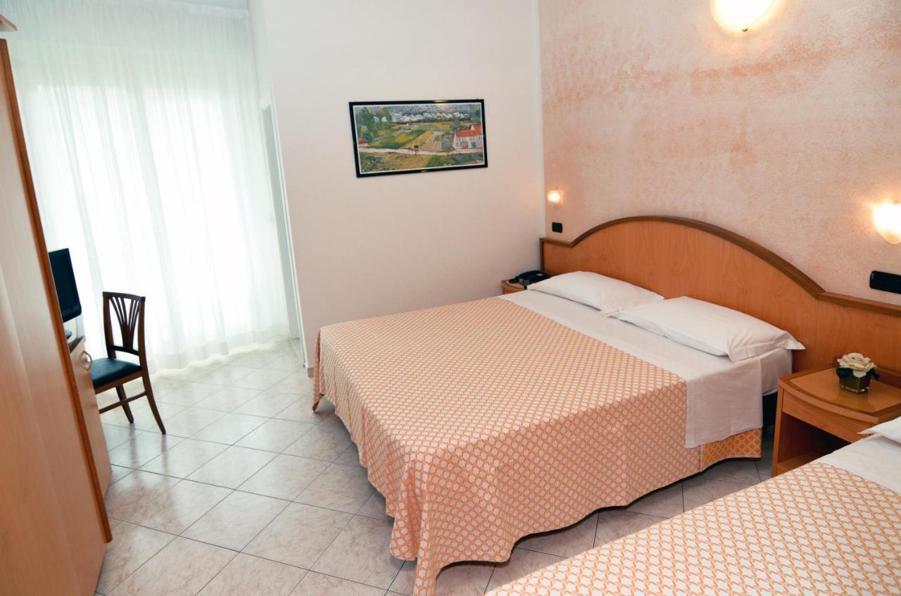 Hotel Adele Bellaria-Igea Marina Dış mekan fotoğraf